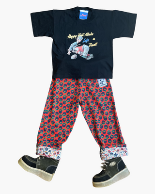 T-shirt 90's "Happy Feet Make Life a Treat" - 6 ans